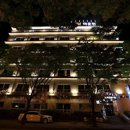 River Hotel Namwon Exterior photo